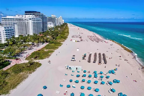 215 30th Street # 6, Miami Beach FL 33140