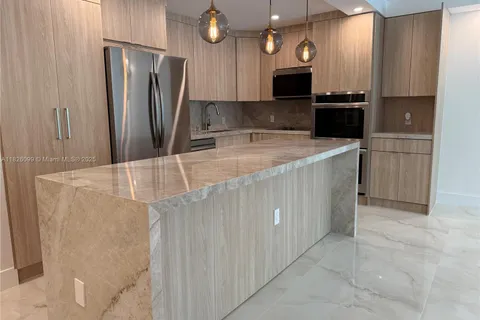 19390 Collins Ave # 224, Sunny Isles Beach FL 33160