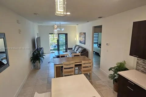 8301 NW 41st St # 402, Doral FL 33166