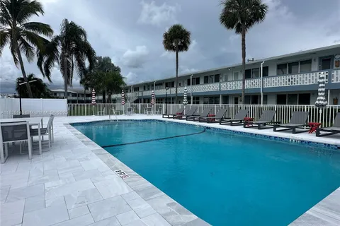 801 Atlantic Shores Blvd # 207, Hallandale Beach FL 33009