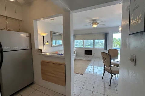 801 Atlantic Shores Blvd # 207, Hallandale Beach FL 33009