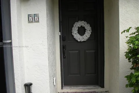 77 Via De Casas Norte, Boynton Beach FL 33426