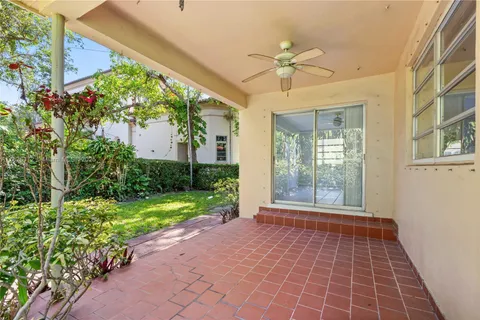 1242 Sevilla Ave, Coral Gables FL 33134