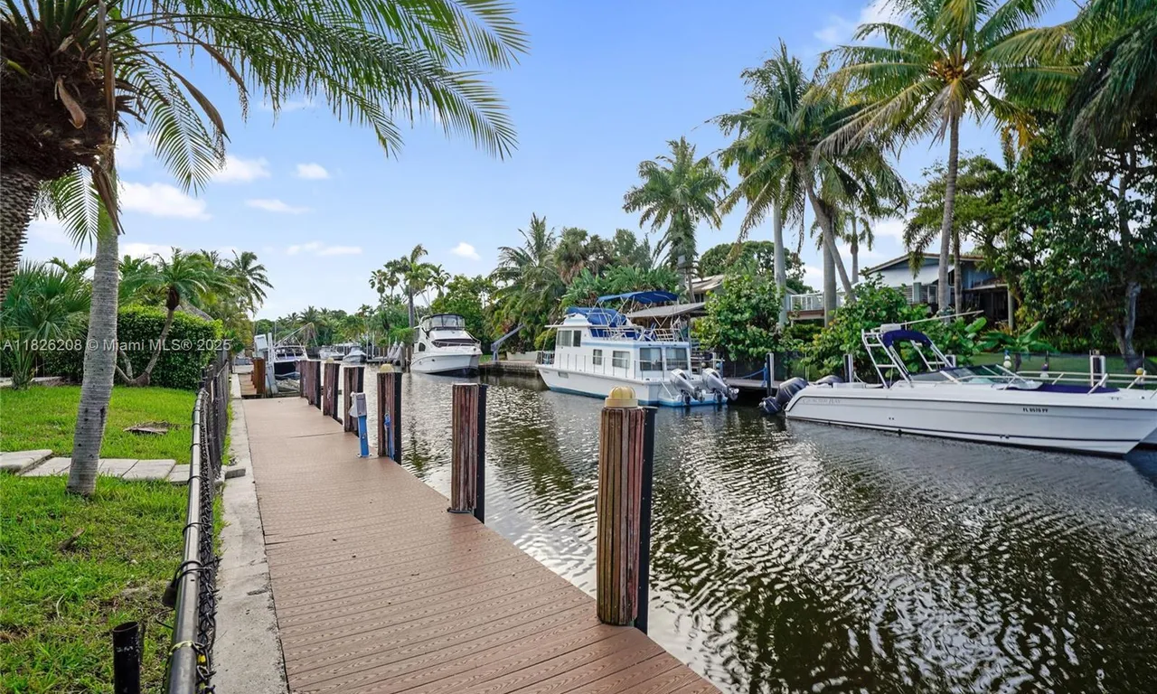 1601 SW 5th Pl, Fort Lauderdale FL 33312