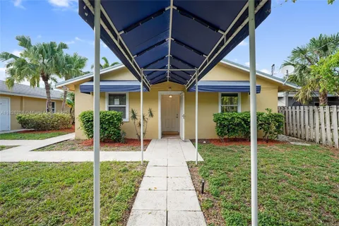 1601 SW 5th Pl, Fort Lauderdale FL 33312