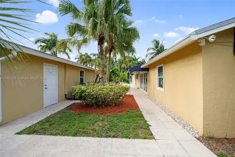 1601 SW 5th Pl, Fort Lauderdale FL 33312