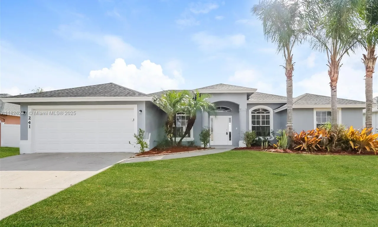 241 SW South Quick Cir, Port St. Lucie FL 34953