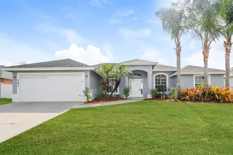 241 SW South Quick Cir, Port St. Lucie FL 34953