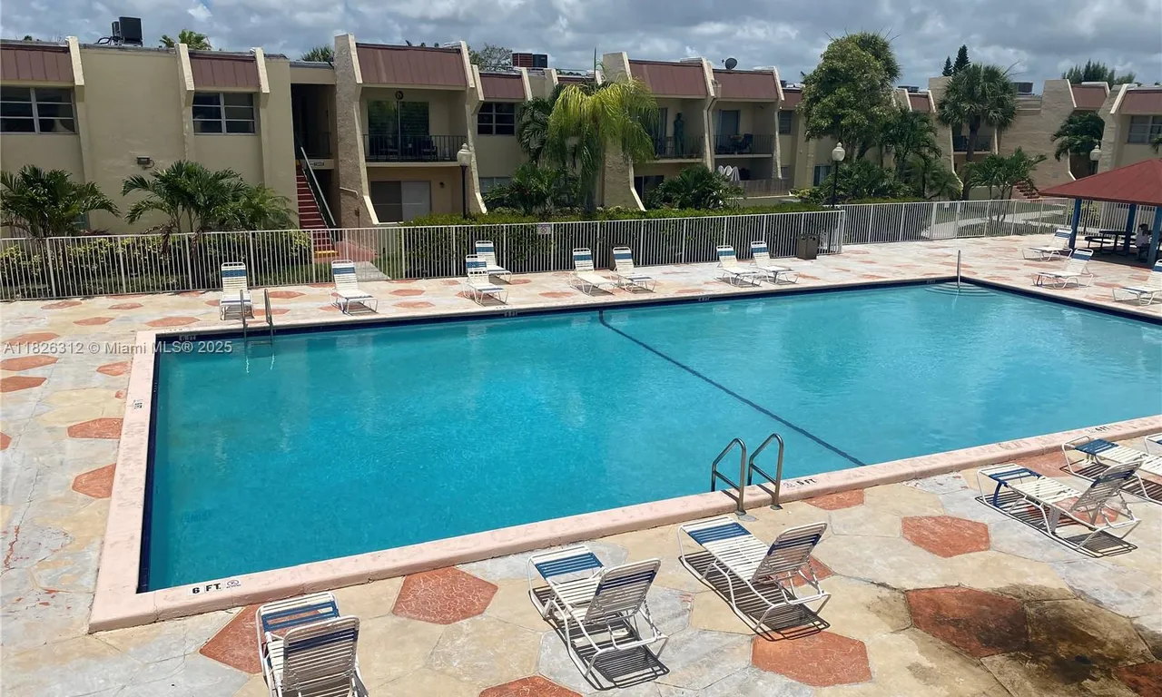 13868 SW 90th Ave, Miami FL 33176