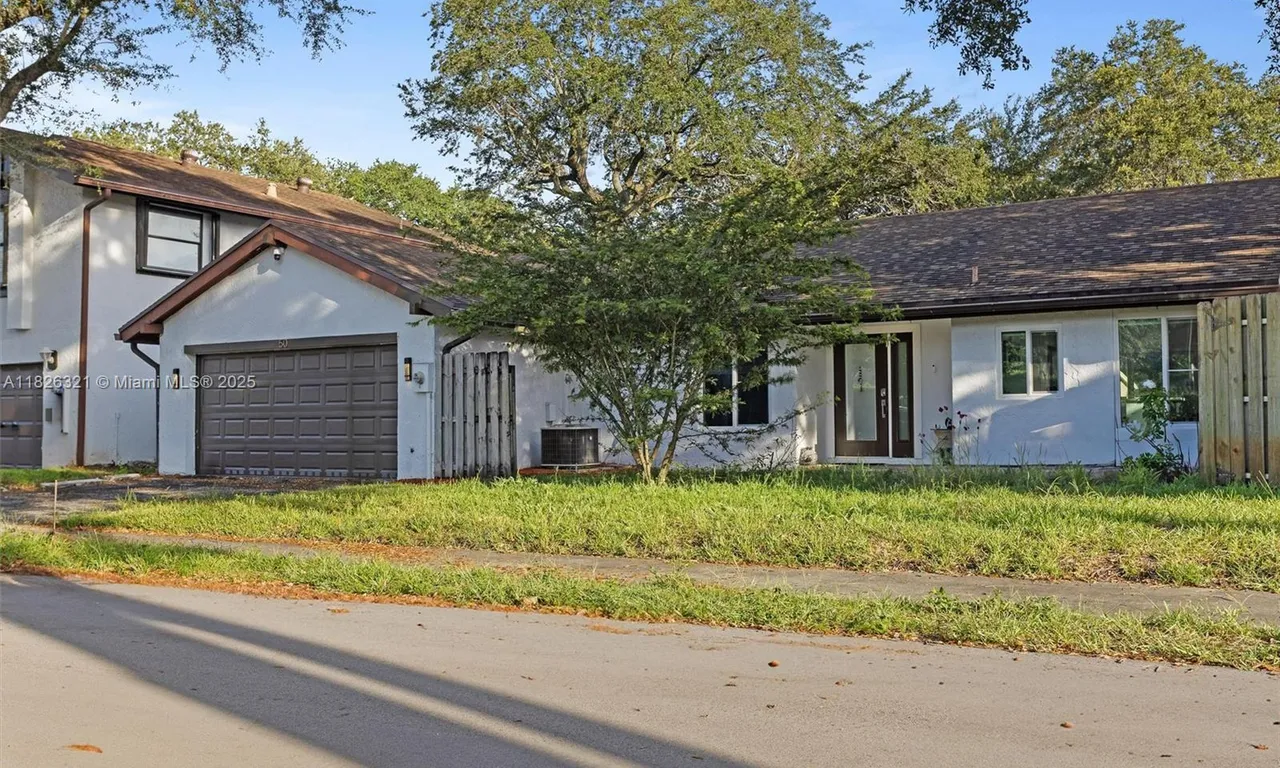 50 Forest Cir, Cooper City FL 33026