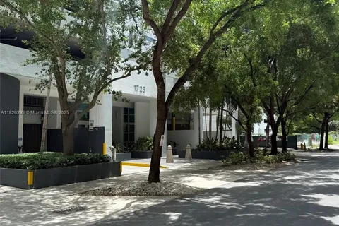 1723 SW 2nd Ave # 1101, Miami FL 33129