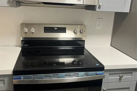 1747 Rodman St # 206, Hollywood FL 33020