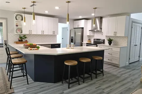 2280 Carson Lane, Deltona FL 32738