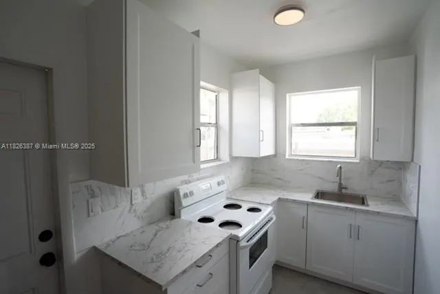 2717 NW 22nd Ct, Miami FL 33142