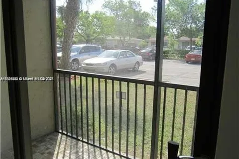 16851 NE 23rd Ave # A119, North Miami Beach FL 33160