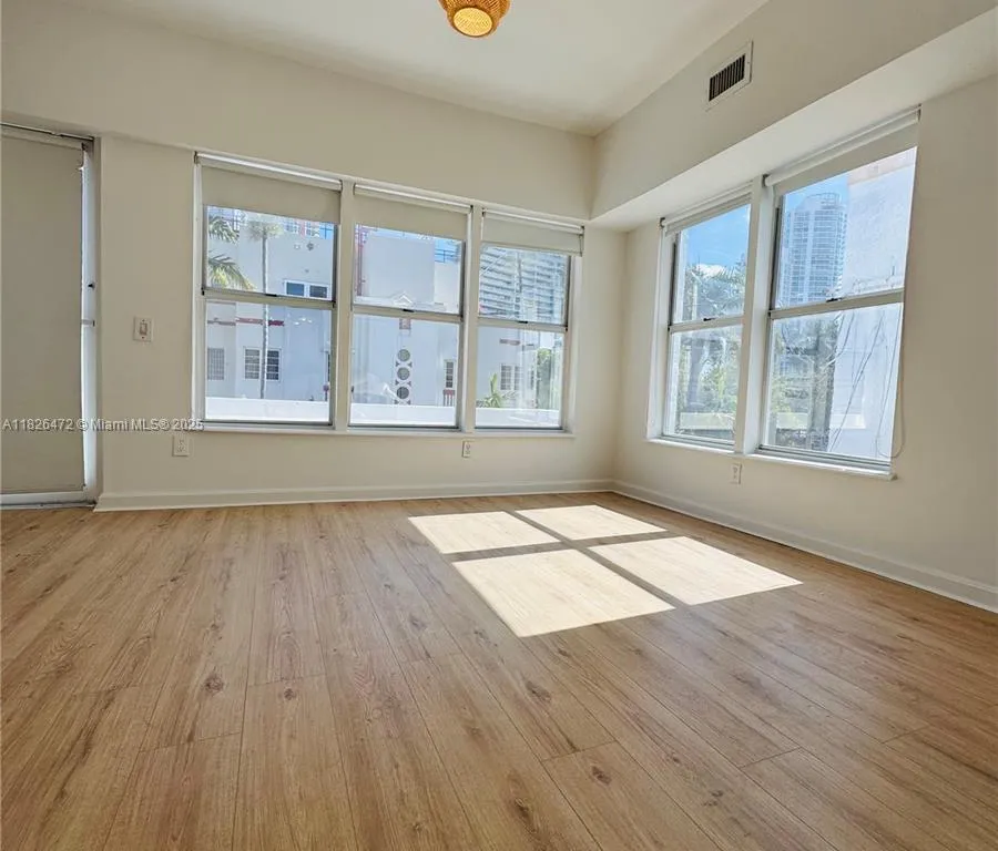 227 1st St # 2, Miami Beach FL 33139