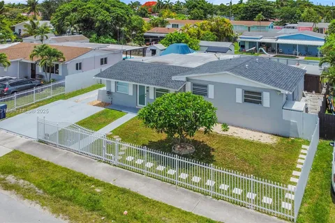 14855 SW 297th Ter, Homestead FL 33033