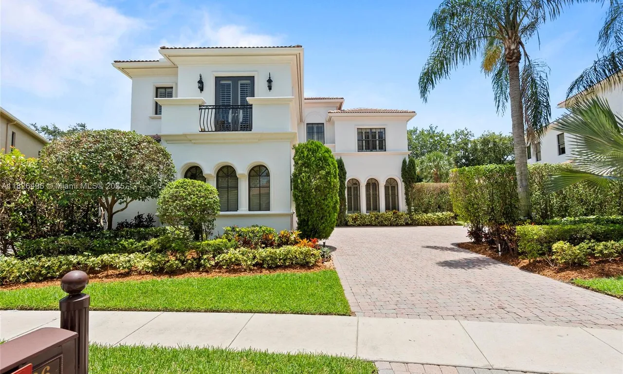 17866 Lake Azure Way, Boca Raton FL 33496