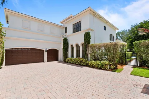 17866 Lake Azure Way, Boca Raton FL 33496