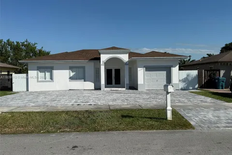 29303 SW 142nd Ave, Homestead FL 33033