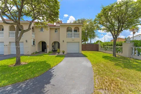 13751 SW 160th St # 28, Miami FL 33177