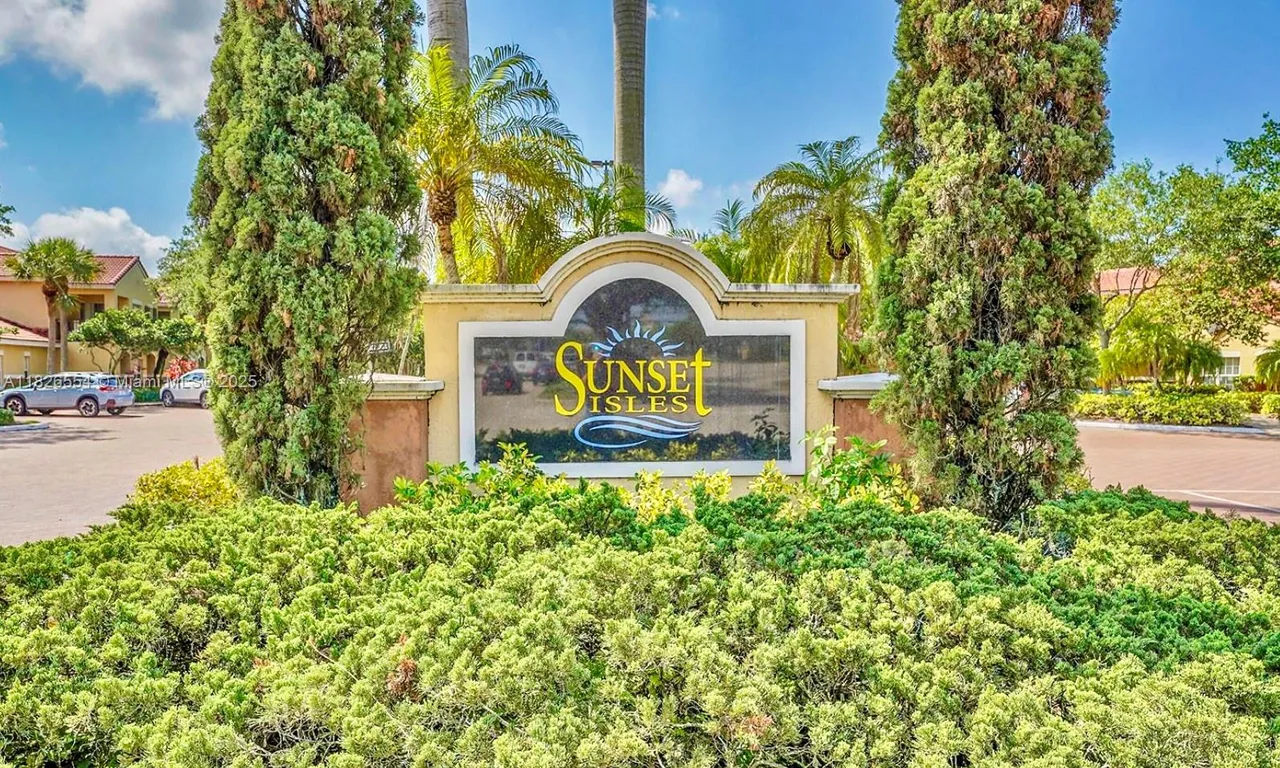 10324 S Fox Trail Rd S # 1108, Royal Palm Beach FL 33411