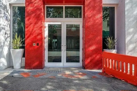 133 NE 2nd Ave # 2515, Miami FL 33132