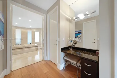 2458 Provence Ct, Weston FL 33327