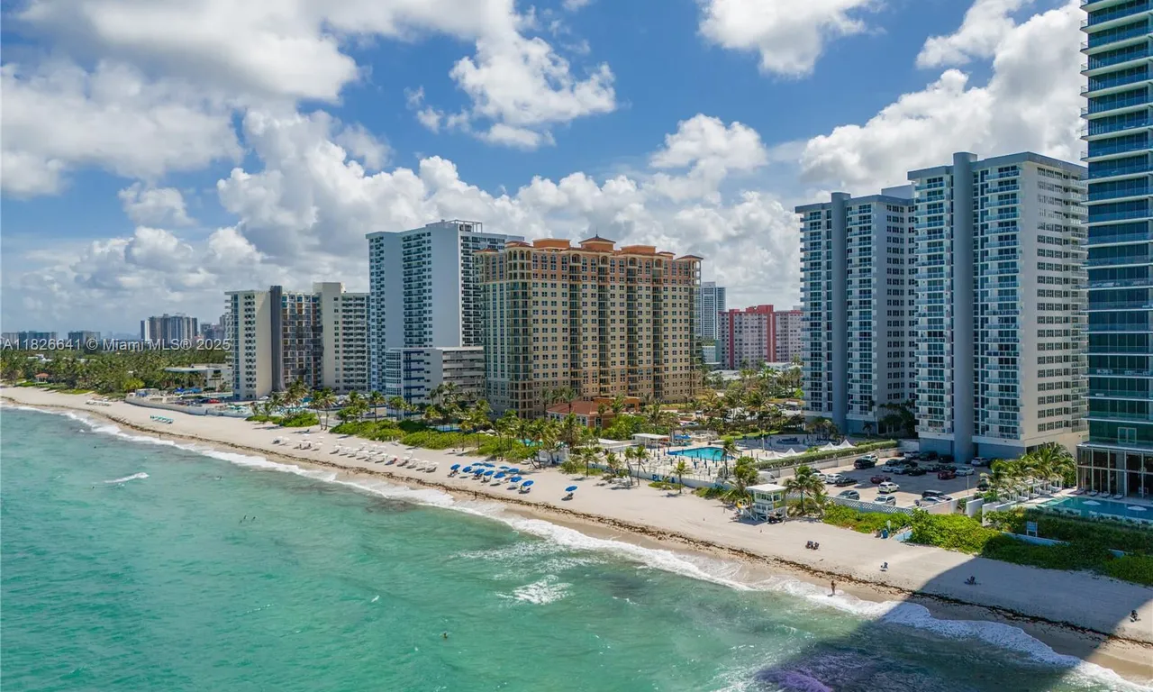 2030 S Ocean Dr # 227, Hallandale Beach FL 33009