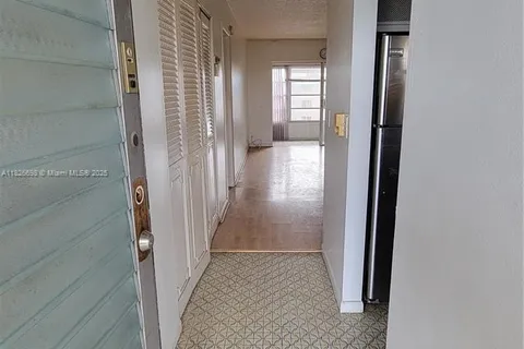 3091 NW 46th Ave # 406C, Lauderdale Lakes FL 33313