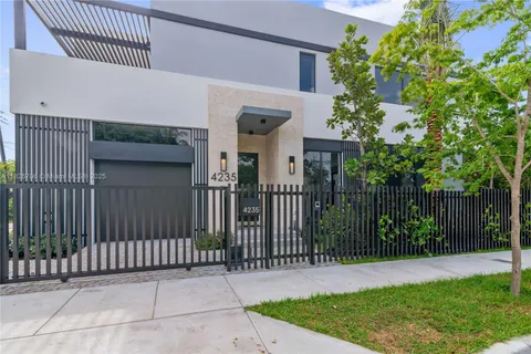 4235 NW 1st Ave, Miami FL 33127