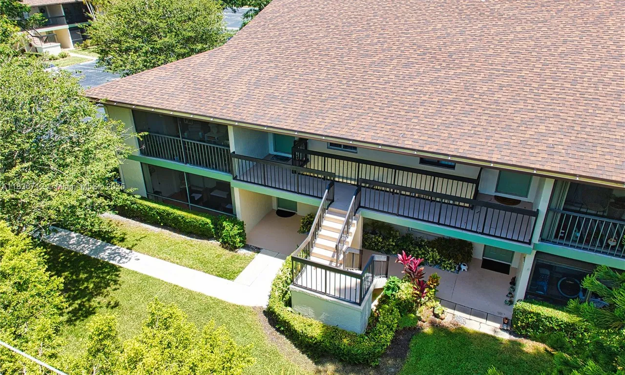 6286 Chasewood Dr # G, Jupiter FL 33458