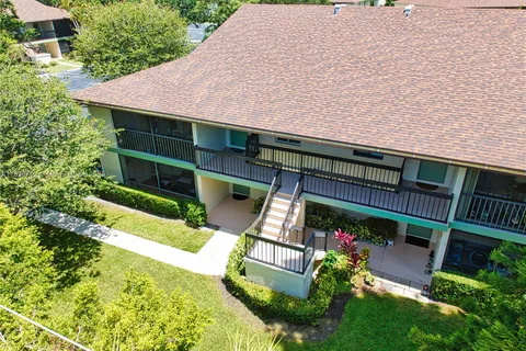 6286 Chasewood Dr # G, Jupiter FL 33458