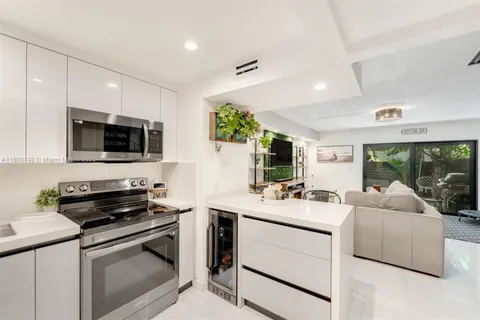 3214 W Trade Ave # 5, Miami FL 33133