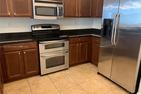 10800 NW 88th Ter # 109, Doral FL 33178