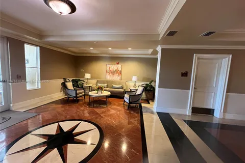 16101 Emerald Estates Dr # 143, Weston FL 33331