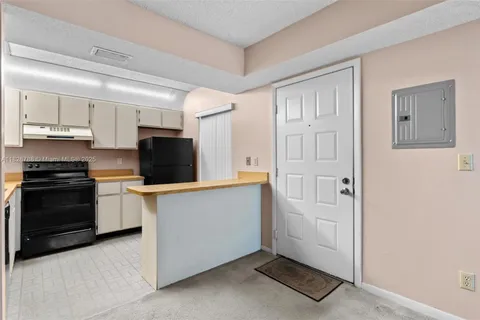 9852 NW 3rd Ct # 1, Plantation FL 33324