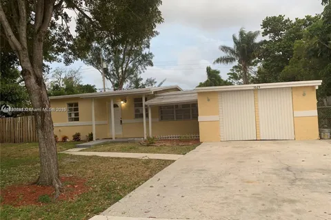 1624 NE 48th Ct, Pompano Beach FL 33064