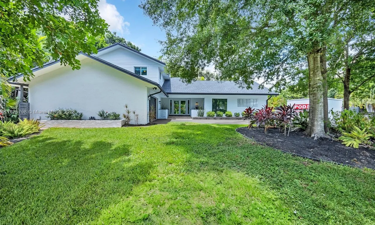 11901 NW 4th St, Plantation FL 33325