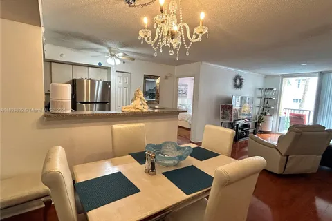 1801 N Flagler Dr # 335, West Palm Beach FL 33407