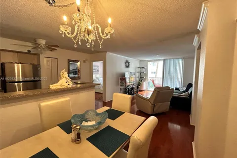 1801 N Flagler Dr # 335, West Palm Beach FL 33407