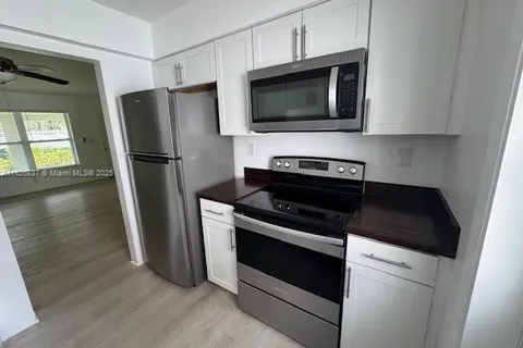 1311 Bayview Dr # 1307, Fort Lauderdale FL 33304