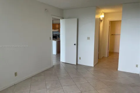 2771 Riverside Dr # A, Coral Springs FL 33065