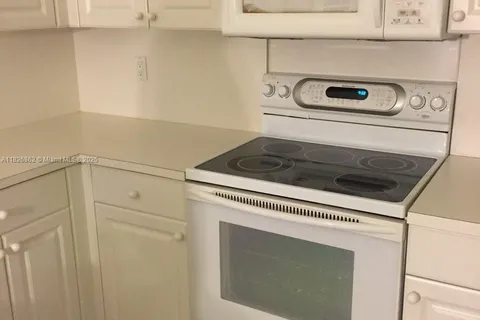 6568 Villa Sonrisa Dr # 1420, Boca Raton FL 33433