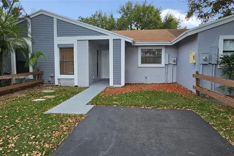 8048 NW 41st Ct # 8048, Sunrise FL 33351