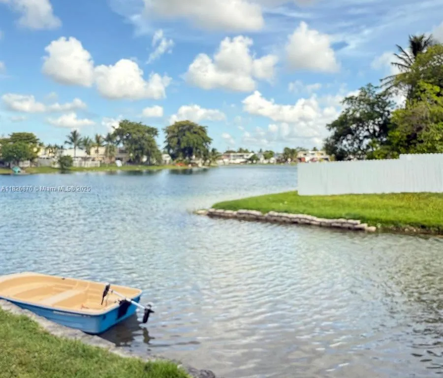 1790 W 75th St, Hialeah FL 33014