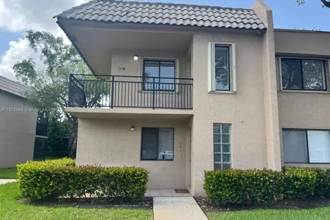 370 Racquet Club Rd # 101, Weston FL 33326