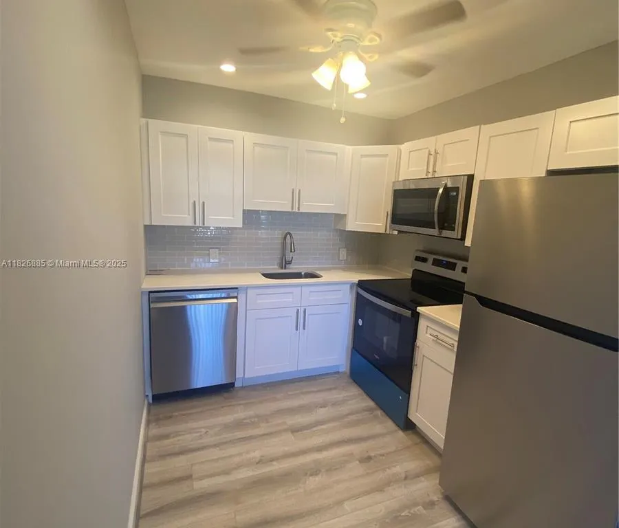 114 Brighton C # 114, Boca Raton FL 33434