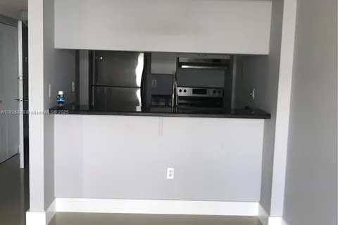 850 N Miami Ave # 307, Miami FL 33136