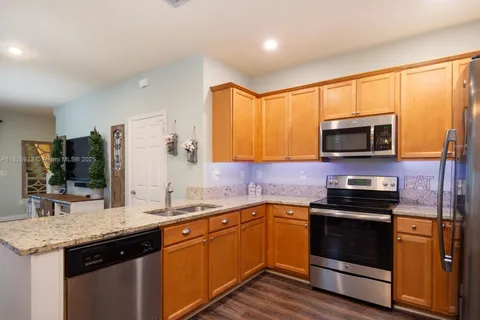 5656 NW 58th Ln, Tamarac FL 33319